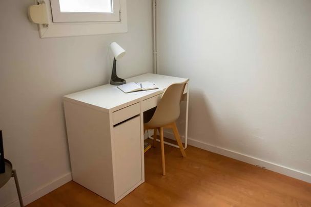 Carrer de Balmes, Barcelona, Catalonia 08006 - Photo 1