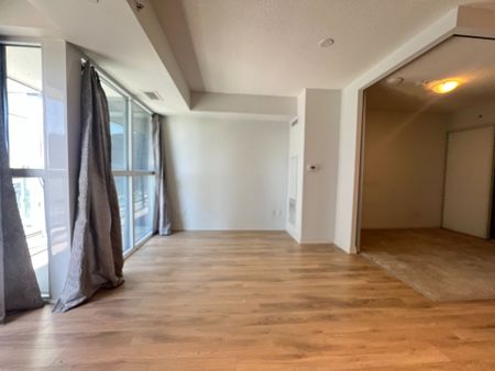 For Lease - 30 Meadowglen Place Unit# 408, Toronto, Ontario - Photo 3