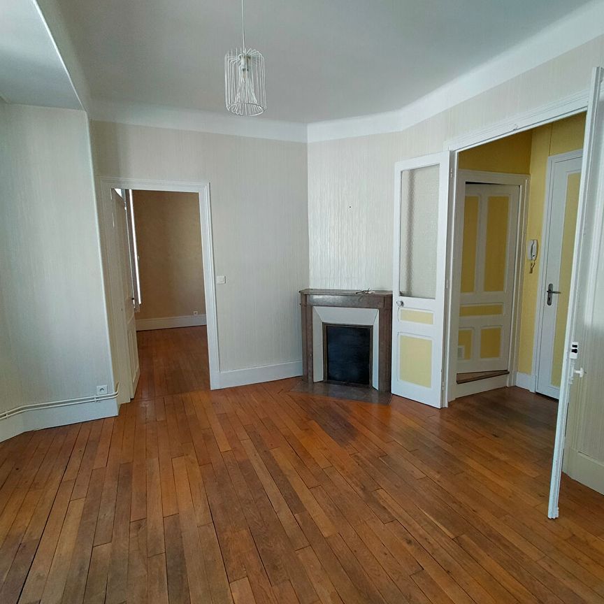 APPARTEMENT T2 - 42,70 m² - PARAY LE MONIAL - Photo 1