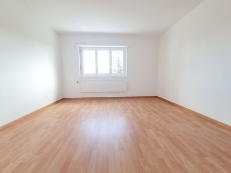 Moderne schöne Wohnung an zentraler Lage - Photo 2