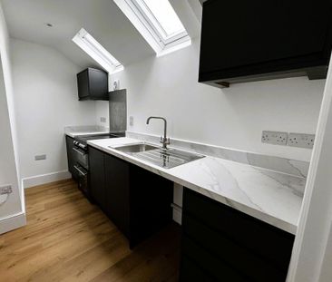 3 bedroom terraced house to rent - Photo 1