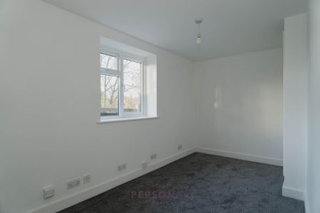 Nonsuch Walk, Cheam - Photo 3