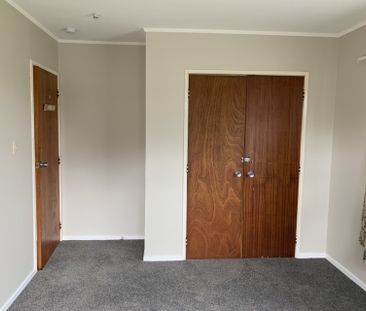 Cozy 2 Bedroom 1 Bathroom Unit - Photo 1