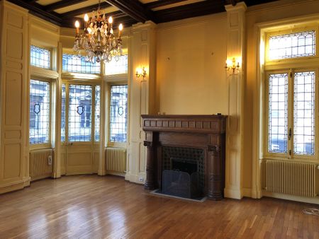 Location Appartement 5 pièces 180m² BESANCON 25000 - Photo 4