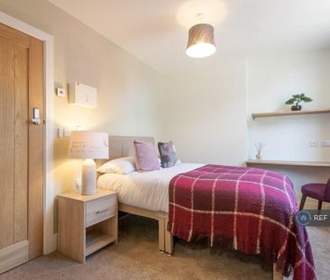 1 bedroom in a house share to rent - Photo 3