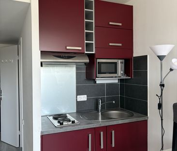 Joli studio meublé Puteaux (92800) - Photo 3