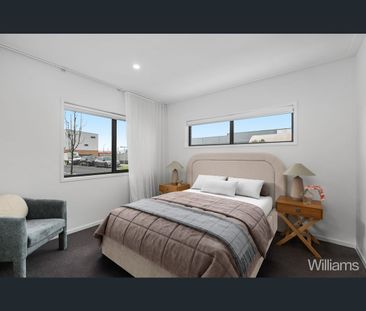 23 Light Street, Altona North, Vic 3025 - Photo 6