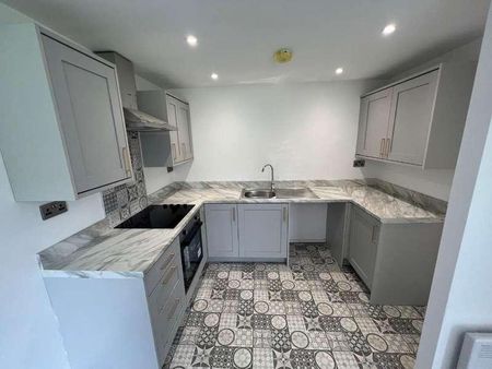 Trencherbone, Radcliffe, Manchester, M26 - Photo 5