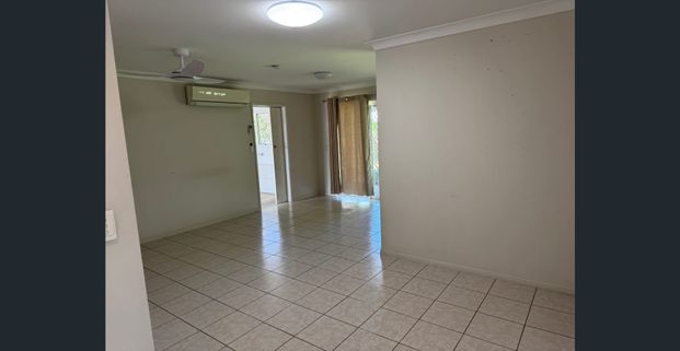 Charming Family Home in Heatley - Photo 1