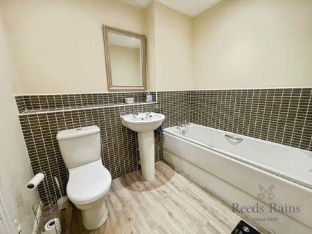 2 bedroom apartment to rent - Photo 5