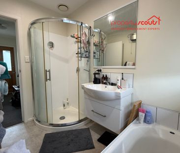 Sunny Fendalton Home with Designer Indoor and Outdoor Living - Photo 6