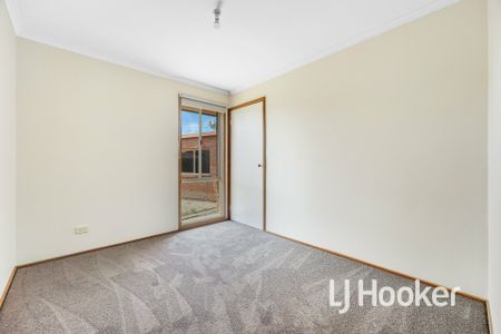 Three-Bedroom Home in Quiet Court Location - Photo 3