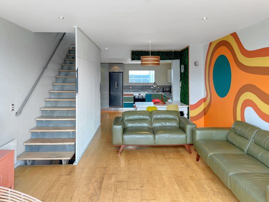 Spacious 3-Bedroom Apartment with Office - Photo 1