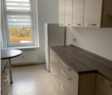 Erdgeschosswohnung mit Einbauküche - Photo 2