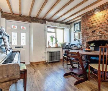 2 bedroom semi-detached house to rent - Photo 5