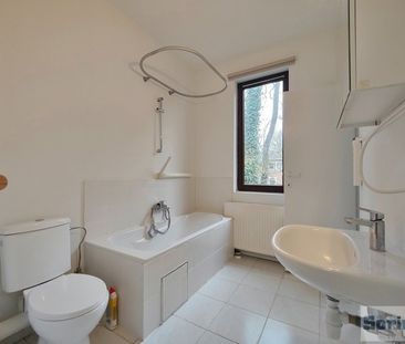 Rez-de-chaussée - à louer - Photo 2