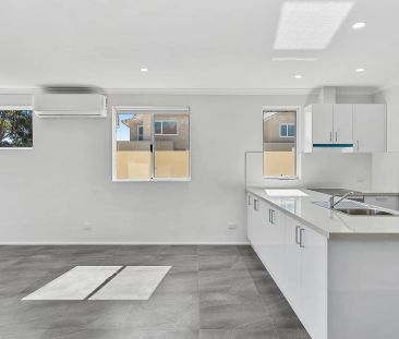 Brand New 3 x 2 x 1 Apartment in a Peaceful Complex with a Pool - Photo 5