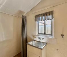 Classic Wembley charm with lifestyle at your doorstep! - Photo 4