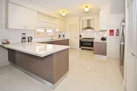 Room 1 (Non Ensuite) - Photo 5