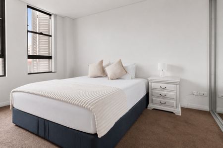 Fully Furnished Two-Bedroom Apartment - Photo 2