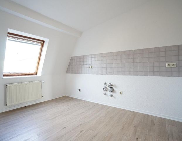 **4-Zimmer-Dachgeschosswohnung in Sudenburg** - Photo 1