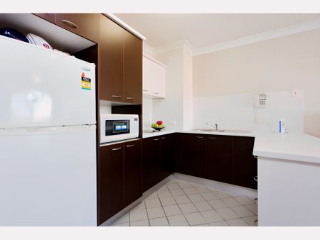 1 Bedroom Standard Apartment - Photo 4