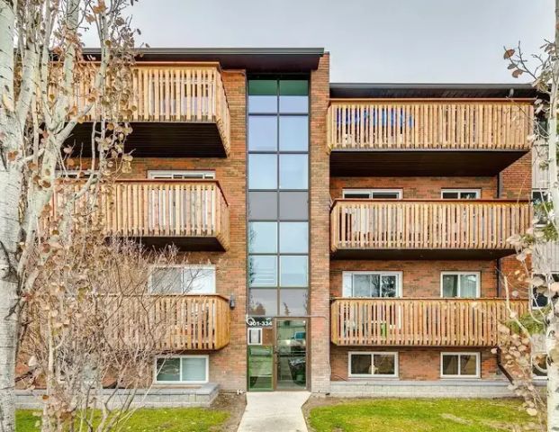 Cozy Top Floor Apartment | 333 - 11620 Elbow Dr SW, Calgary - Photo 1