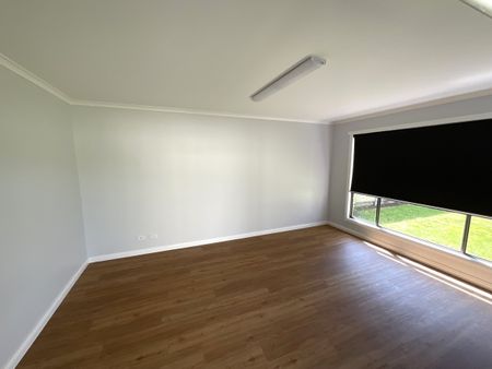 Complete Renovated Home - Photo 3