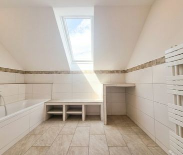 Großzügiges Wohnen auf 150 m² mit Dachterrasse, Sonnensegel und Car... - Foto 1