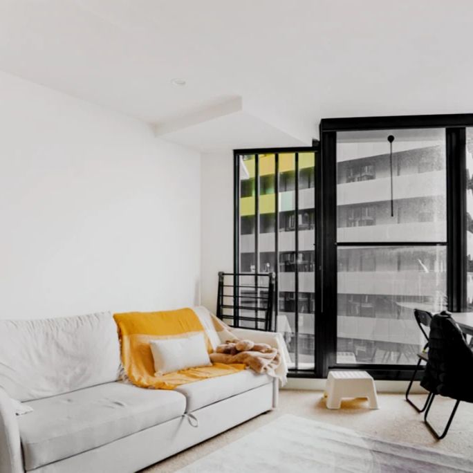 28 Bouverie Street, Melbourne - Photo 1