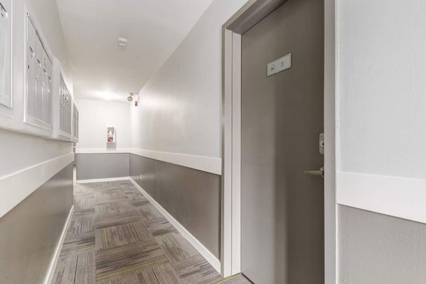Classic Suite - 1 Bedroom - Photo 1
