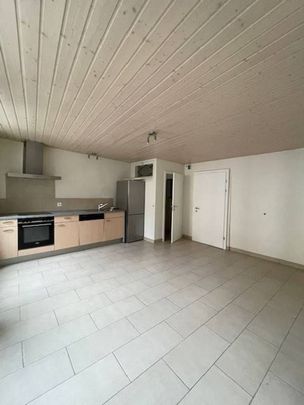 In the heart of the city of Orbe, beautiful 3-room apartment - Photo 1