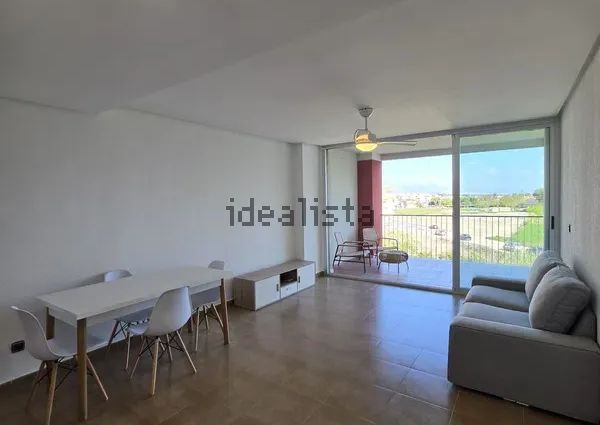 Alquiler de piso en Calle Tirso de Molina, 3