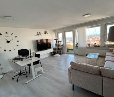 2-Zimmer-Wohnung mit Penthouse-Charakter - Photo 1