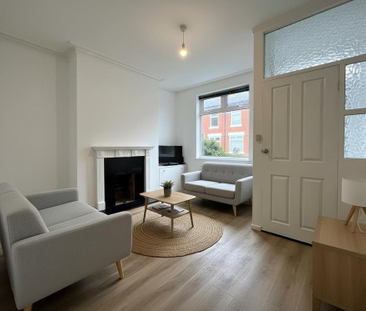 2 bedroom terraced house to rent - Photo 4