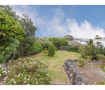 Hillsborough, 227 Hillsborough Road - Photo 2