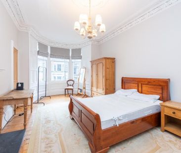 3 bedroom flat to rent - Photo 5