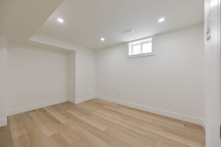 For Lease - 8 Mcnally Street, Halton Hills, Ontario - Photo 4