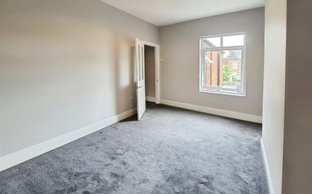Buxton Avenue, Crewe - Photo 3