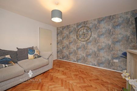 3 bedroom semi-detached house to rent - Photo 2