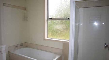 GREYMOUTH - 3 BEDRROM - Photo 4