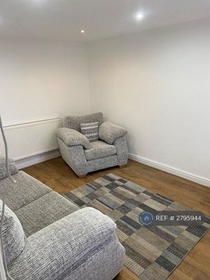 2 bedroom semi-detached house to rent - Photo 1