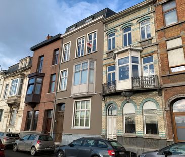 Gezellig éénslaapkamer appartement in herenwoning met zicht op water - Photo 2