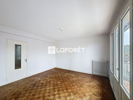 Appartement T3 Saint-Priest-Taurion à louer - Photo 2