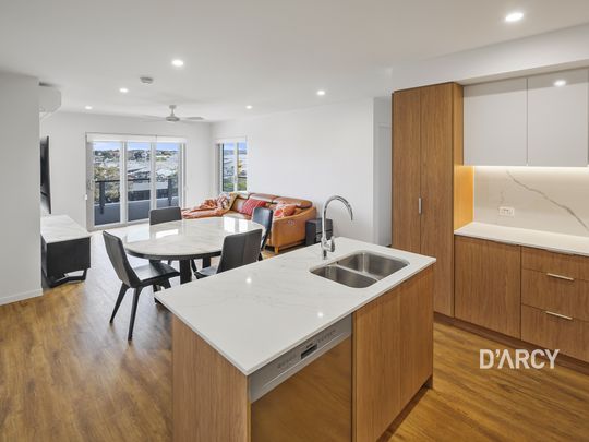 407/9 PLAYFIELD ST - Photo 1