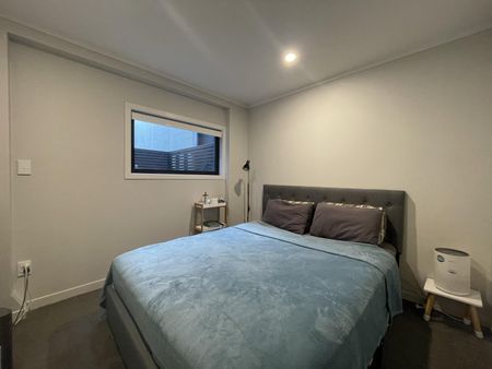 ***Welcome to 2F/11 Newtown Avenue*** - Photo 3