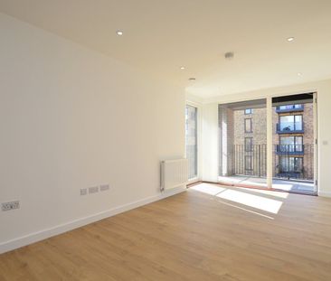 Haverley Street, London, SE26 - Photo 3