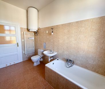 Pronájem bytu 2+1 73 m², Italská , Praha - Fotografie 2