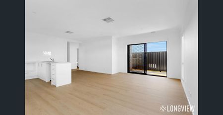 Stylish, Low Maintenance Living - Photo 4