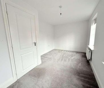 Houghton Way, Hellingly, Hailsham, East Sussex, BN27 - Photo 2